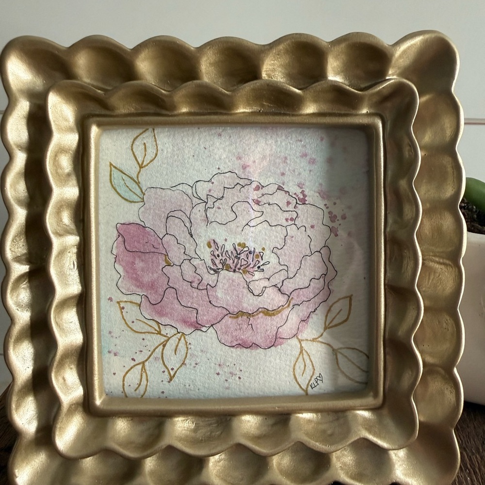 Watercolor original in 4x4 Scalloped Frame - Picture 3 of 5